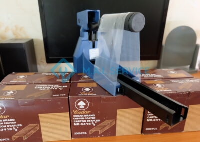 เครื่องเย็บกล่องแบบมือกดรุ่นHA19-34เครื่องเย็บกล่องระบบลม