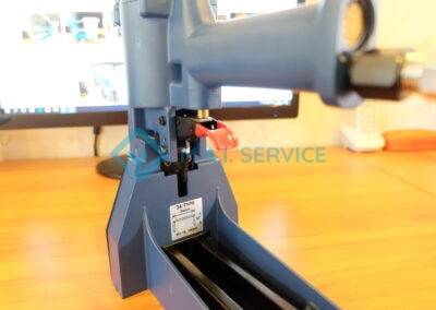 เครื่องเย็บกล่องแบบลม,เครื่องเย็บกล่องแบบใช้ลม,เครื่องเย็บกล่องระบบลม