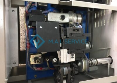 เครื่องแพ็คกล่องมือ2