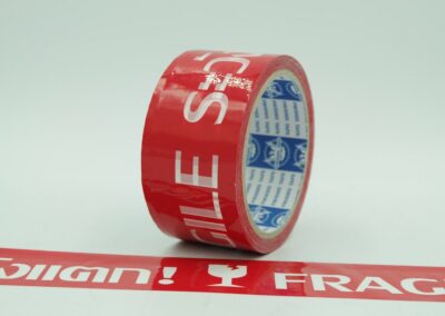 เทประวังแตกพื้นสีแดงตัวหนังสือสีขาว,เทประวังแตกพื้นสีขาวตัวหนังสือสีแดง