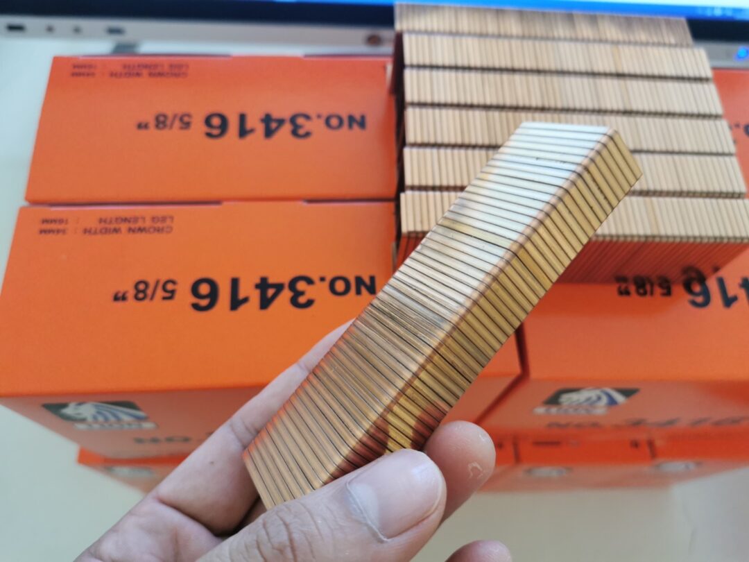 ลวดเย็บกล่องLION3416