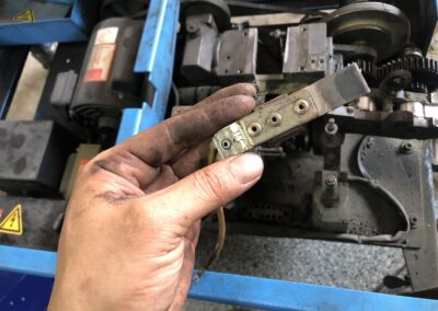 บริการซ่อมเครื่องแพ็คกล่อง,ซ่อมเครื่องรัดกล่อง