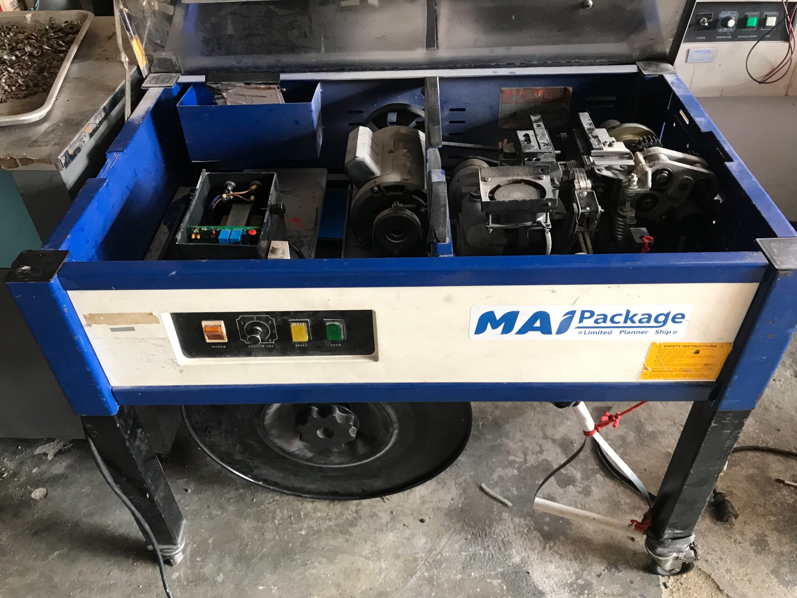 บริการซ่อมเครื่องแพ็คกล่อง,ซ่อมเครื่องรัดกล่อง