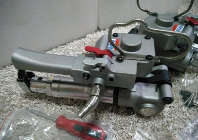 เครื่องรัดสายระบบลม,เครื่องรัดสายแบบใช้ลม,เครื่องรัดระบบลมรุ่นRXQD19,AQD19,XQD19,A19,CPC19