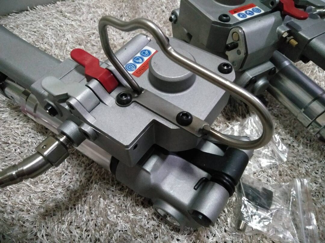 เครื่องรัดสายระบบลมรุ่นXQD19